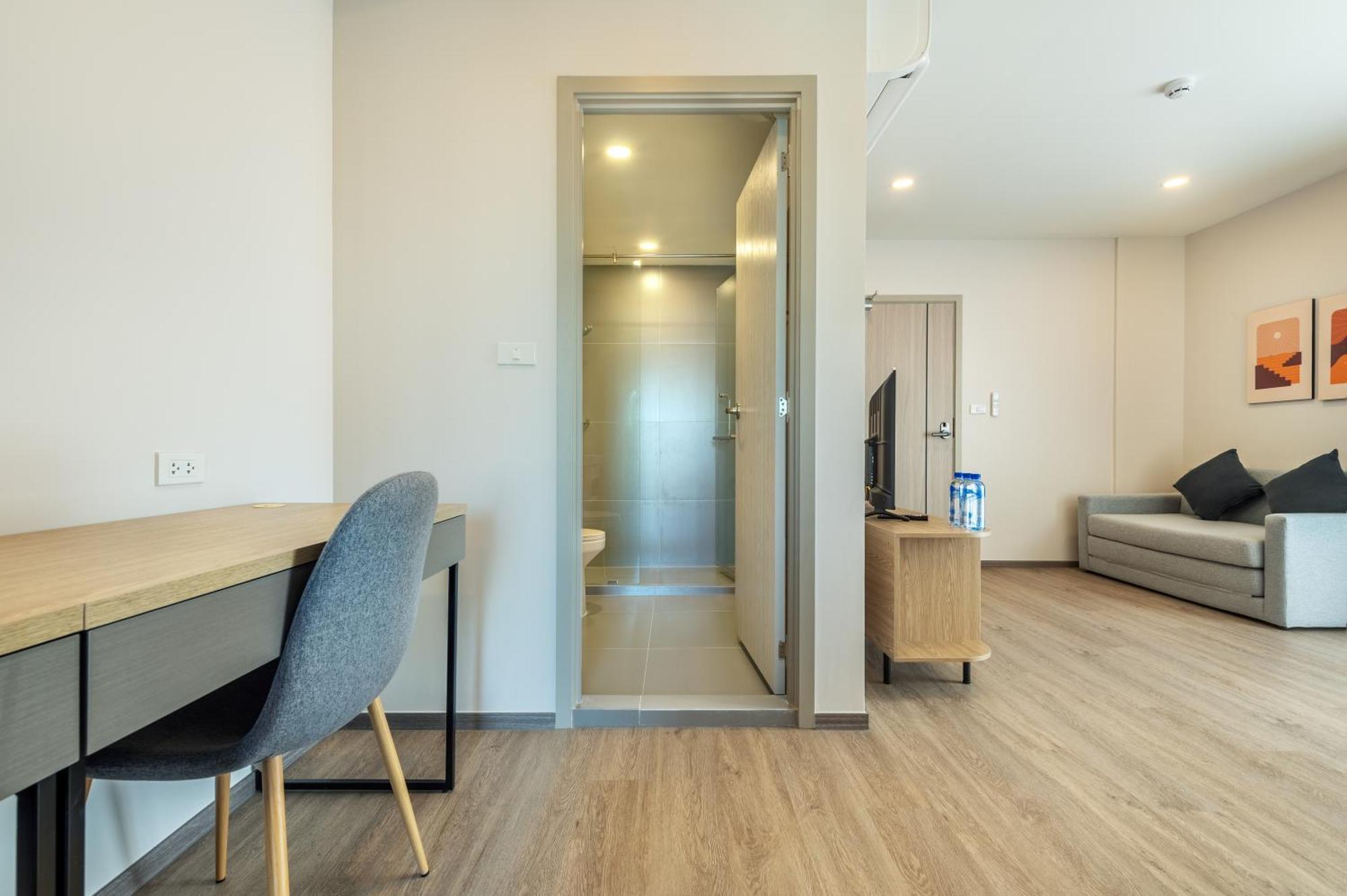 Salaya One Hotel & Service Apartment מראה חיצוני תמונה