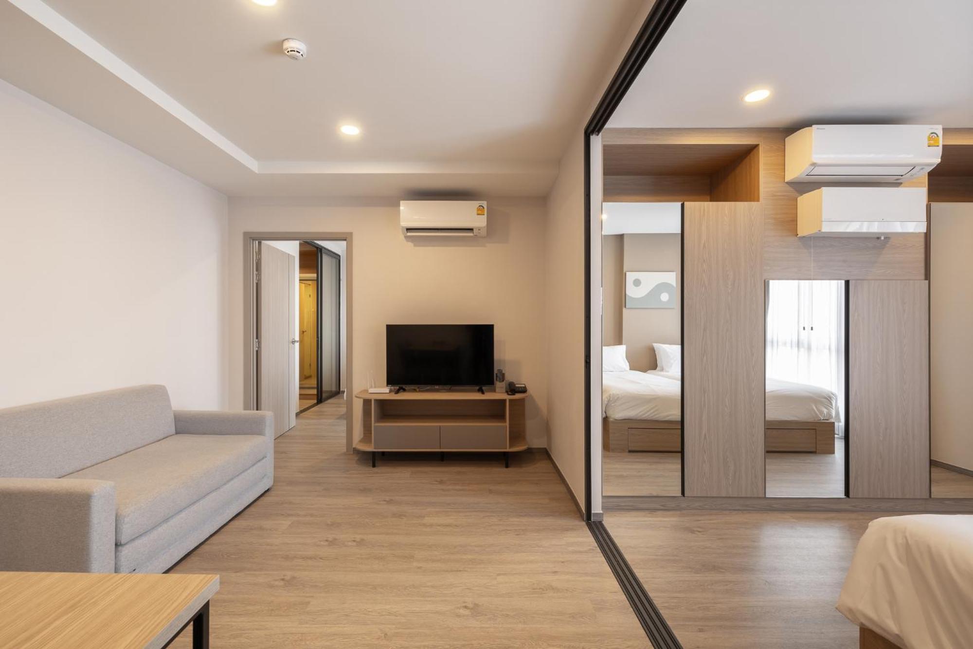 Salaya One Hotel & Service Apartment מראה חיצוני תמונה