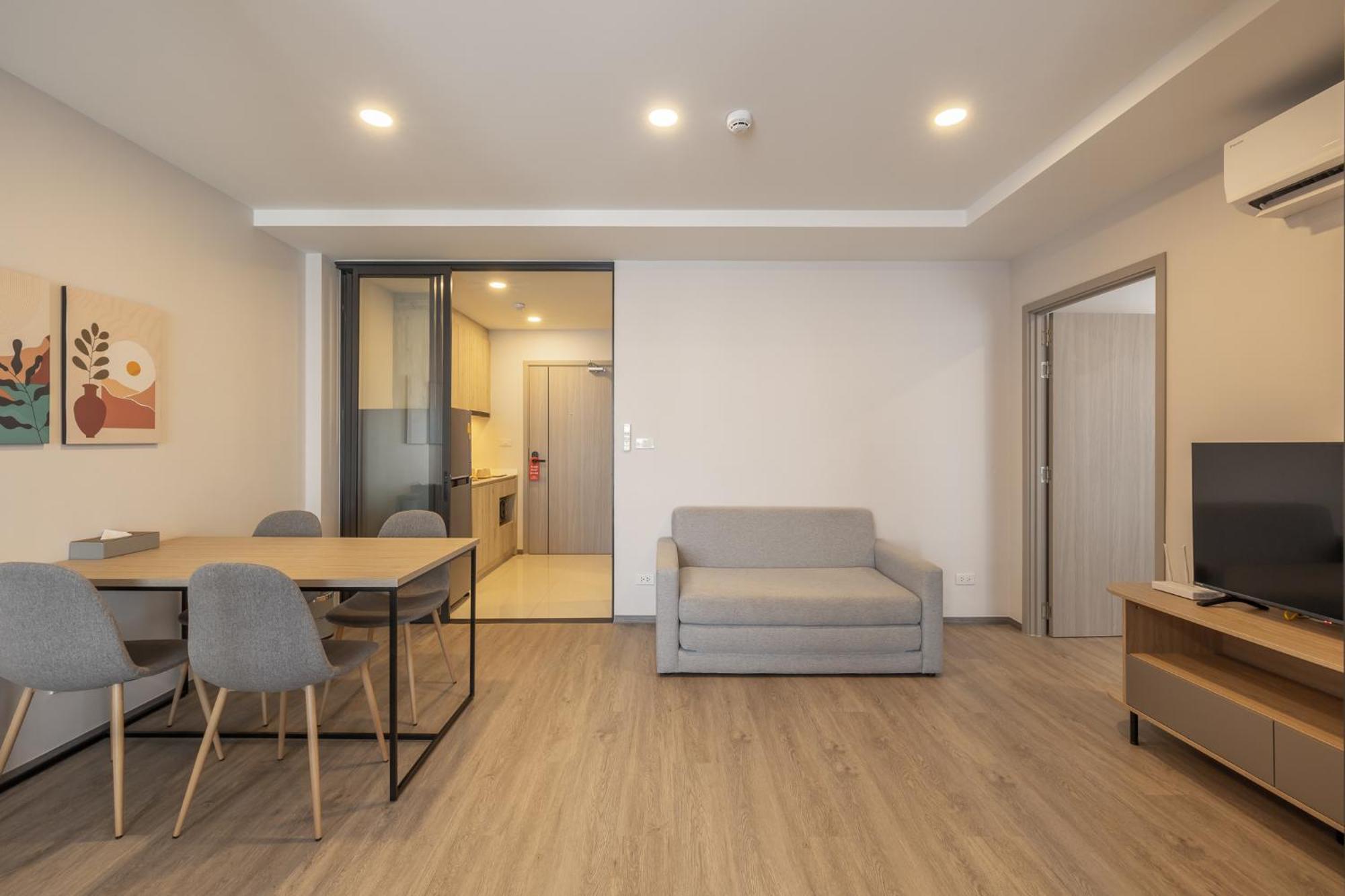 Salaya One Hotel & Service Apartment מראה חיצוני תמונה