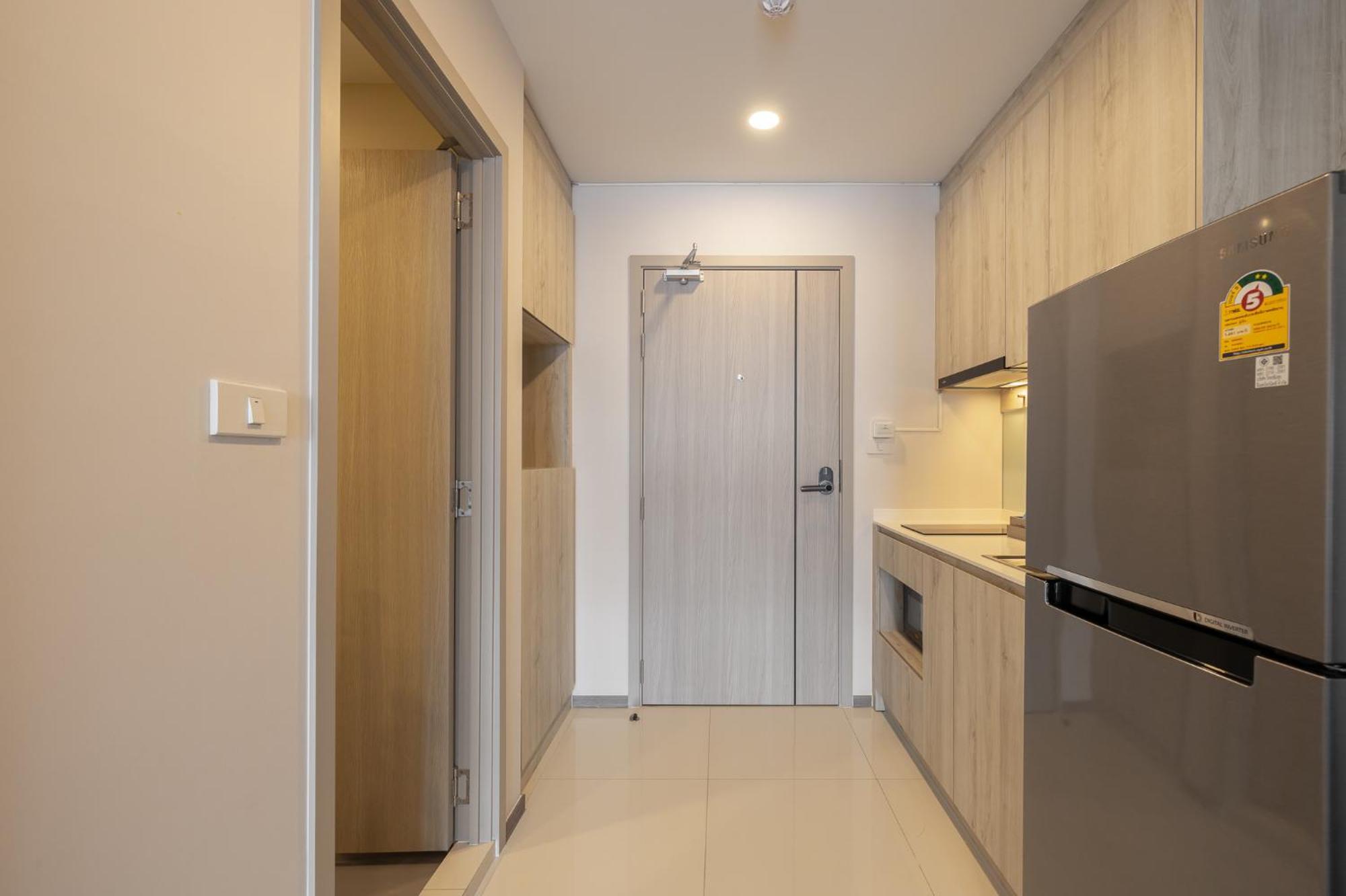 Salaya One Hotel & Service Apartment מראה חיצוני תמונה